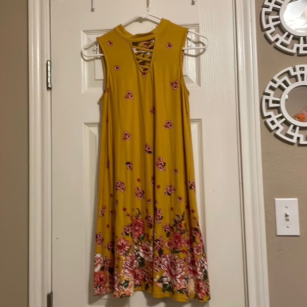 Cute church dress, size 3–5, brand no boundaries